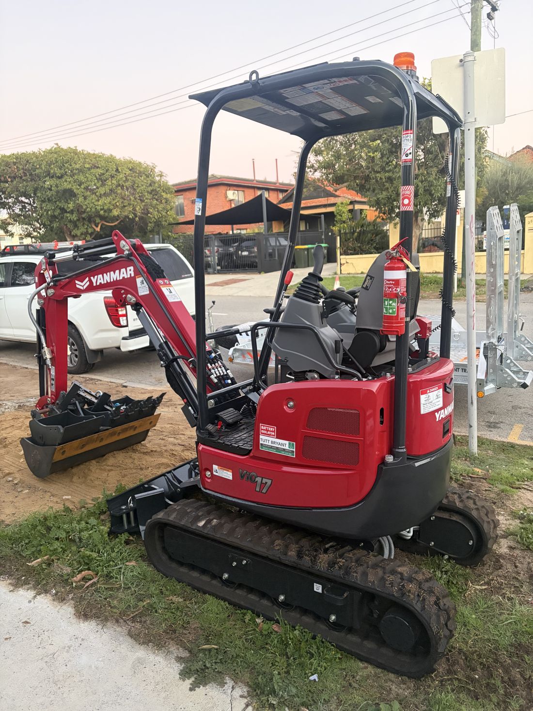 Yanmar ViO17-1 1.7 tonne mini excavator for hire in Perth